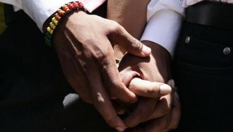I paesi del Golfo Persico promettono battaglia all’omosessualità