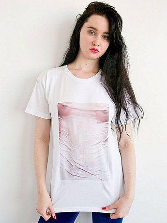 Buccia di Banana/Dov’è il confine tra arte/buongusto/business? American-Apparel-breast-t-shirt