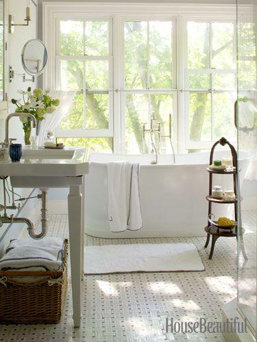 An elegant, simple master bath. Designer: Charles O. Schwarz III