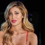 Belen Rodriguez, casting su Facebook: “Cerco ragazze per show”