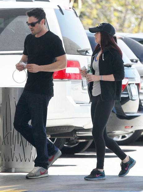 Megan Fox - Megan & Brian Out For Lunch In Los Angeles
