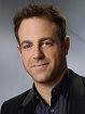 Paul Adelstein co-protagonista in “The Girlfriend’s Guide to Divorce”