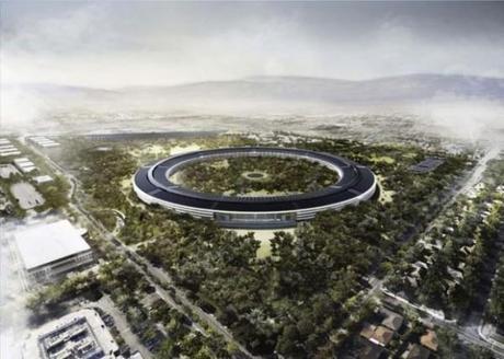 019972 620 fWxTf Apple Cupertino Headquarters Foster Partners 2 600x429 Il nuovo Campus di Apple tanto voluto da Steve Jobs, Lastronave !!!