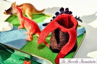 Dinosauri: Tutorial playset da viaggio e attività per i nipotini