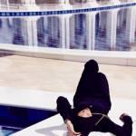 Rihanna espulsa dalla moschea di Abu Dhabi08