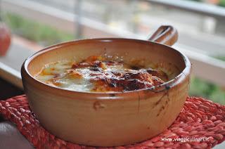 Una ricetta che può creare dipendenza : gnocchi di patate al tegamino con mozzarella filante