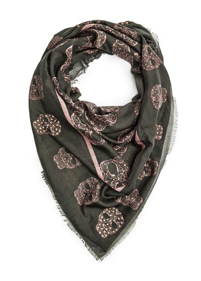 10 sciarpe che avrei voluto avere mango-skulls-studded-scarf
