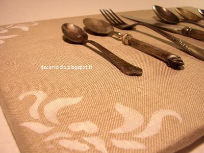 Quadro 3D fatto con le posate spaiate della mia nonna Quadro 3D fatto con le posate spaiate della mia nonna