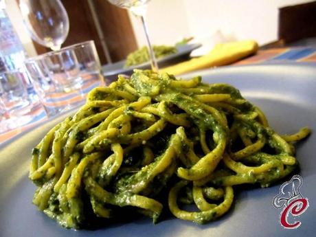 Tagliolini di zucca in crema di spinaci, pinoli e semi di zucca: la tradizione si fa innovazione