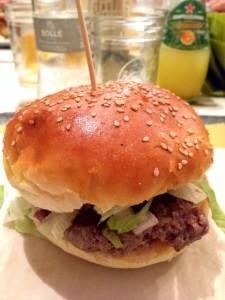 Finalmente un vero brunch a Milano classic burger