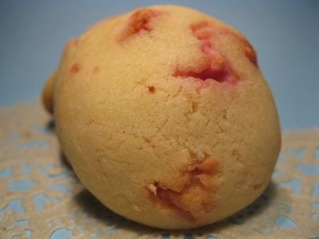 Cookies con cioccolato alla violetta Cookies con cioccolato alla violetta