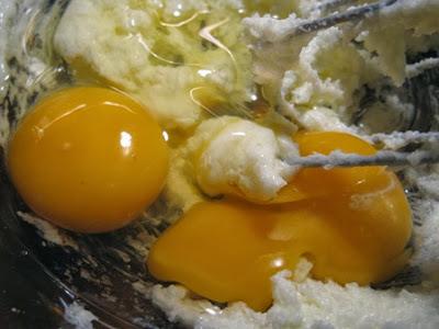 Cookies con cioccolato alla violetta Cookies con cioccolato alla violetta