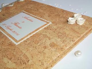 Album di nozze country chic realizzato interamente con pregiatissimo sughero..ideale anche come guestbook