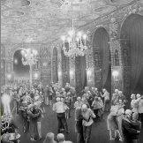 1238165_10151840029429253_1267456229_n La società singolarmente mascherata di Laurie Lipton