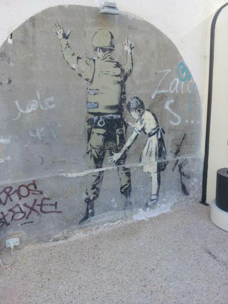 In Cisgiordania lungo il muro Bansky west bank