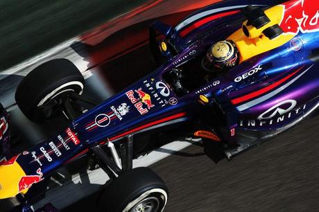 Sebastian-Vettel_qualifiche_GP_Abu_Dhabi_2013
