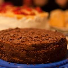 Torta al cacao con nocciole e miele torta-al-cacao-con-nocciole-e-miele