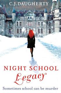 Anteprima Il segreto della notte - Night School di C.J. Daugherty, ritorna la scuola dove ogni giorno accade l’impossibile...