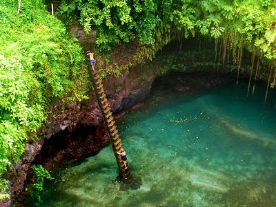Una piscina naturale nel Pacifico