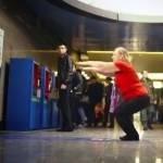 Russia: 30 flessioni alla macchinetta e il viaggio in metro è gratis (Video) Russia: 30 flessioni alla macchinetta e il viaggio in metro è gratis (Video)