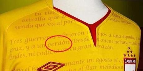 Maglie dell’Independiente Santa Fe di Umbro con un errore tremendo camiseta-suplente-indipendiente-santa-fe