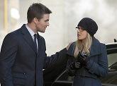 “Arrow S2″: Isobel cecherà la sua strada tra Oliver e Felicity