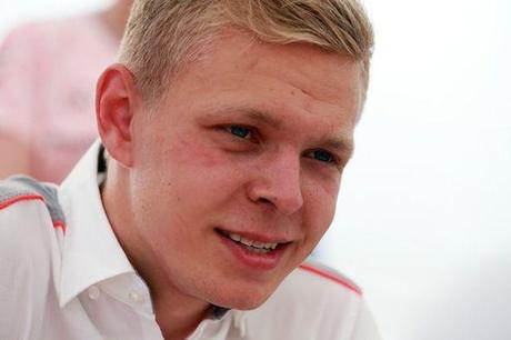 Ufficiale: Magnussen guiderà per la McLaren nel 2014 Kevin-Magnussen