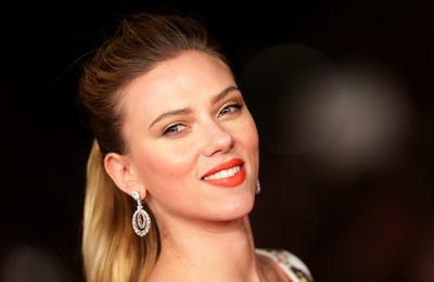 Scarlett-Johansson-Rome-Film-Festival-Her-Premiere-Makeup-Opening