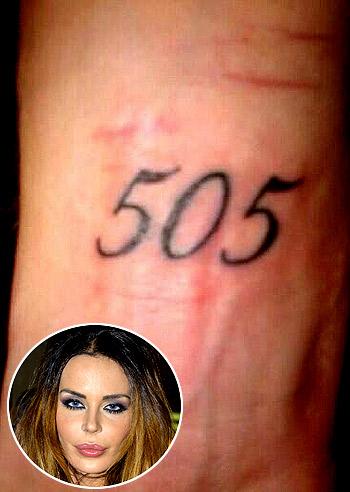 nina_polsi_505 Nina Moric in crisi con Massimiliano Dossi: su Instagram il polso tagliato