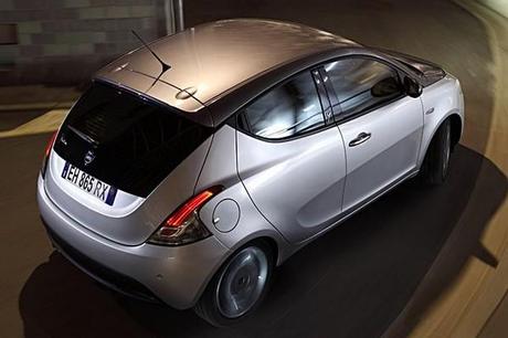 Nuova Ypsilon: test su strada Nuova Ypsilon: test su strada