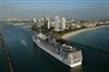 MSC Divina debutta a Miami in grande stile scortata, da 4 Fiat 500