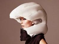 Casco invisibile per le due ruote... Casco invisibile per le due ruote...