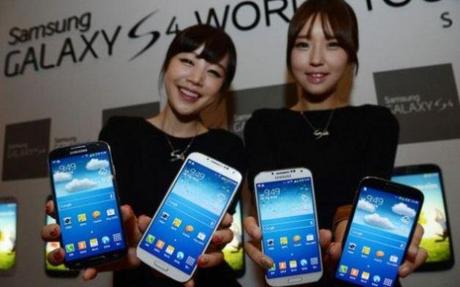 1275439 Samsung Galaxy S4 Girls thumb big Nuovo aggiornamento Galaxy S4 ITA NO Brand   I9505XXUEMK8 (link download)