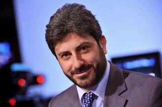 Anche Fico M5S) contro la Rai sulla trattativa con Cl per seguire i Meeting di Rimini