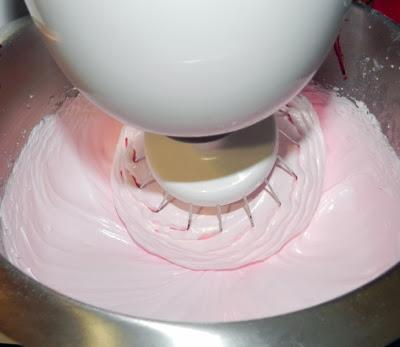 il cucchiaio giallo goes to IL CASTELLO DI BACCARESCA (part 1): MERINGHE in rosa!