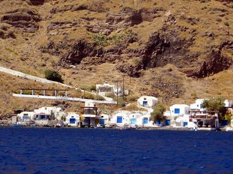 Escursione in barca da Santorini alle isole Nea Kameni e Thirasia