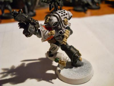 Miniature e background della mia Banda da Guerra dell'Inquisizione e altri Crociati dell'Undicesimo Giudizio Miniature e background della mia Banda da Guerra dell'Inquisizione e altri Crociati dell'Undicesimo Giudizio