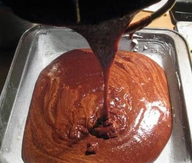 Golossima in un attimo??? Yesss.... ovvero La torta veloce al cioccolato Golossima in un attimo??? Yesss.... ovvero La torta veloce al cioccolato