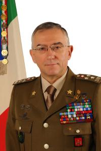 Generale di Corpo d'Armata Claudio Graziano, Capo di stato maggiore dell'Esercito italiano.