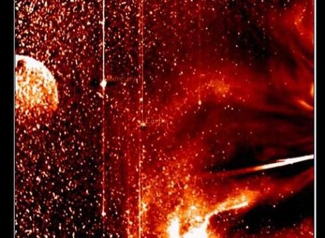 STEREO A, SECCHI. Immagine di Nibiru?