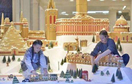 ??Lost London?? cityscape brought to life in gingerbread at Selfridges??