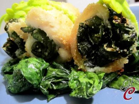 Involtini di platessa con spinacino fresco e pistacchi: l'importanza delle briciole in un piatto del 