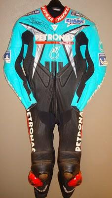 Dainese Fogarty Petronas 2002-2003 by Motomemorabilia.com Dainese Fogarty Petronas 2002-2003 by Motomemorabilia.com