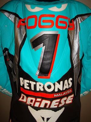 Dainese Fogarty Petronas 2002-2003 by Motomemorabilia.com Dainese Fogarty Petronas 2002-2003 by Motomemorabilia.com