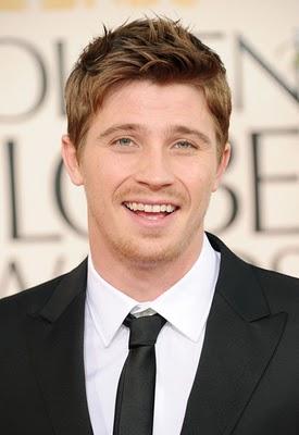 Garrett Hedlund si fa uno spinello: smoking hot or smoking pot?