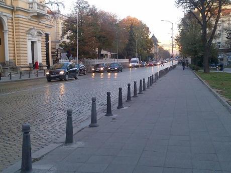 Uno città in uno stato così penoso che quando passi qualche giorno a Sofia provi invidia... Uno città in uno stato così penoso che quando passi qualche giorno a Sofia provi invidia...