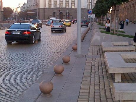 Uno città in uno stato così penoso che quando passi qualche giorno a Sofia provi invidia... Uno città in uno stato così penoso che quando passi qualche giorno a Sofia provi invidia...