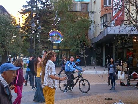 Uno città in uno stato così penoso che quando passi qualche giorno a Sofia provi invidia... Uno città in uno stato così penoso che quando passi qualche giorno a Sofia provi invidia...