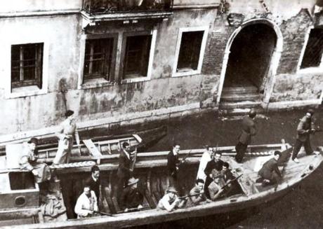 Partigiani, presumibilmente a Venezia durante l'insurrezione