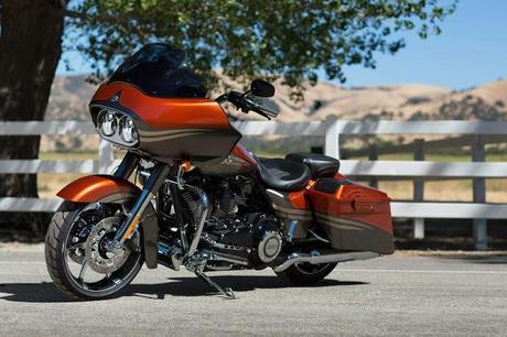 Harley-Davidson Road Glide Custom CVO 2013